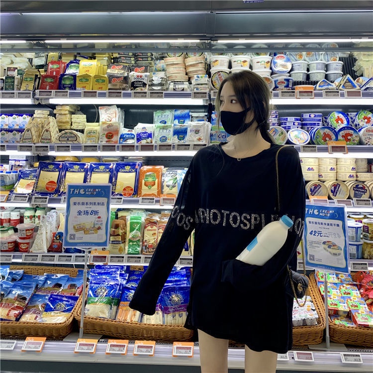 COZOK Áo thun tay dài form rộng họa tiết kim cương