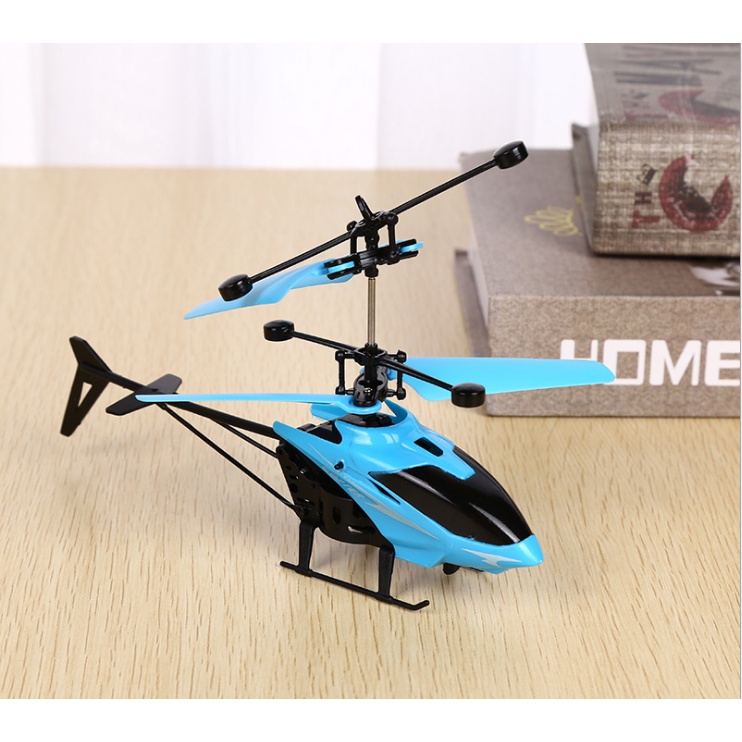 Máy bay điều khiển từ xa máy bay trực thăng cảm ứng AH001 giúp bé vui chơi vận động phát triển thể ch