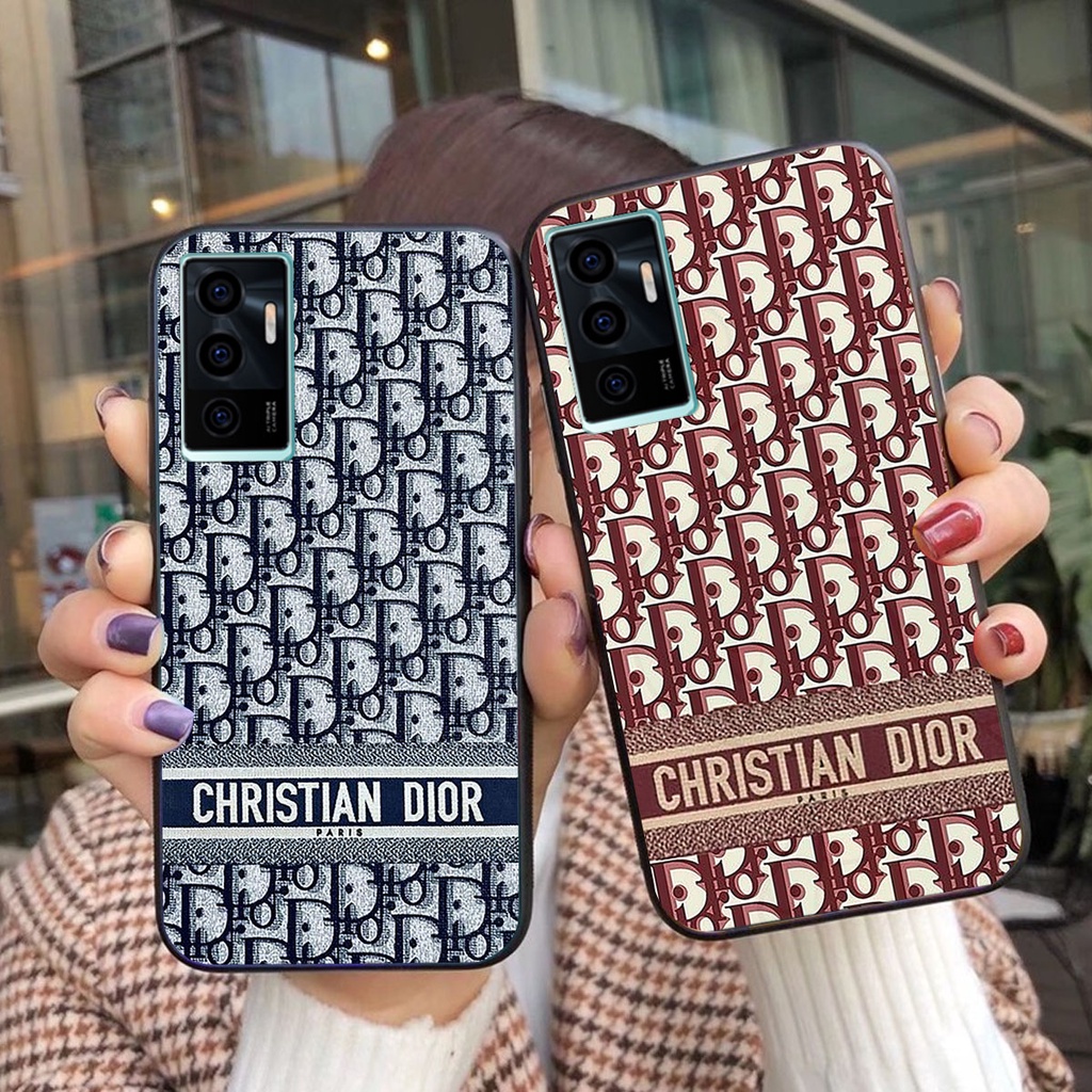 Ốp lưng Vivo V23E in hình Be@rbrick nhãn hiệu, diorr thời trang, sang trọng, cao cấp