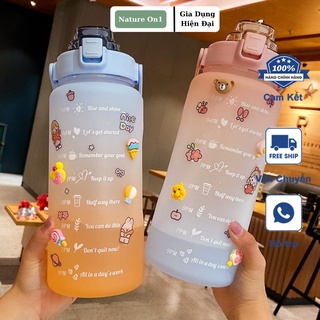 Bình đựng nước 2l dễ thương có vạch báo giờ uống nước