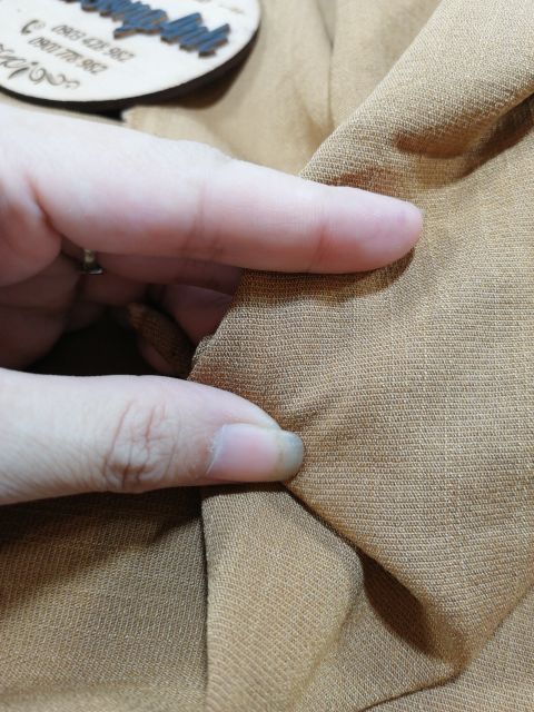 Vải LINEN (Xước Nhật) màu nâu vàng co giãn, ko nhăn