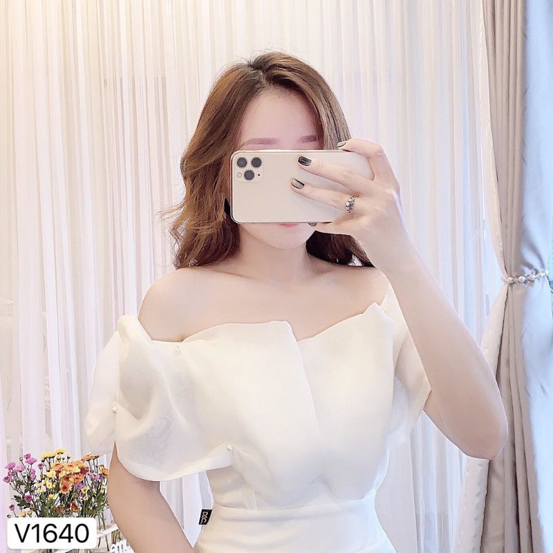 [VÁY ĐI TIỆC CAO CẤP] Váy trắng body đầm dáng ôm trần vai trễ ngực siêu nữ tính | BigBuy360 - bigbuy360.vn