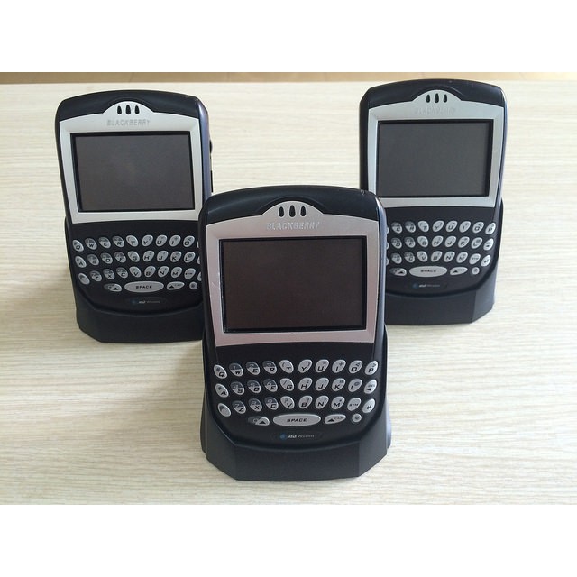Dock điện thoại Blackberry 7290 chính hãng