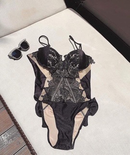 Monokini đồ bơi liền thân xẻ ngực v