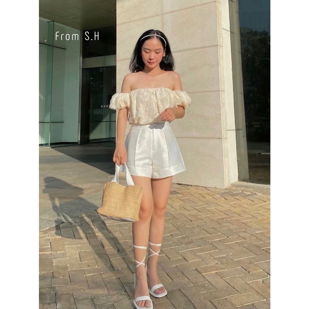 Áo trễ vai hoa xù siêu xinh