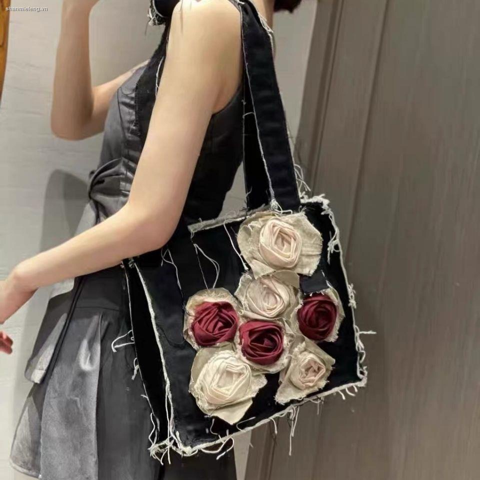 Túi đeo vai chất liệu denim họa tiết hoa hồng phong cách Hồng Kông thời trang cho nữ