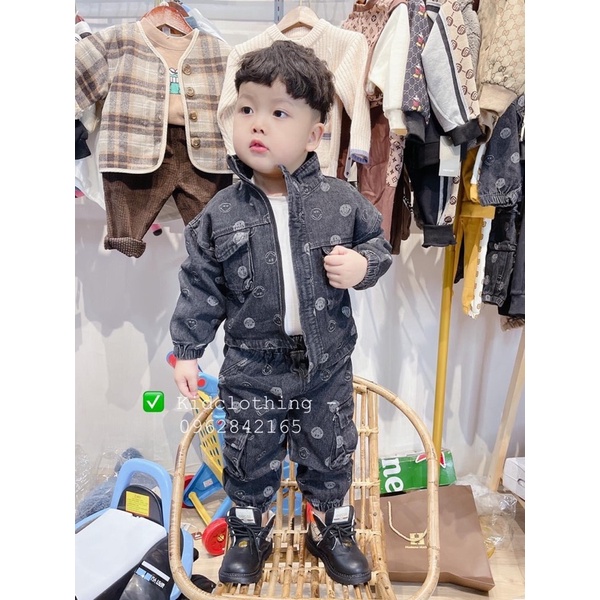 Set bộ bò ba chi tiết cho bé trai ( có cả áo phông bên trong )