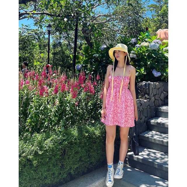 pass đầm hồng Dottie