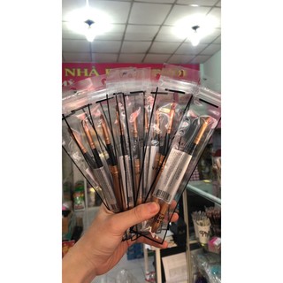 CỌ MÔI VACOSI ROUND LIP L01 ❣️❣️