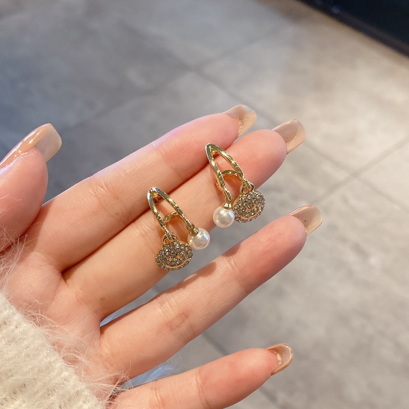 Khuyên Tai Thời Trang Hàn Quốc Mới