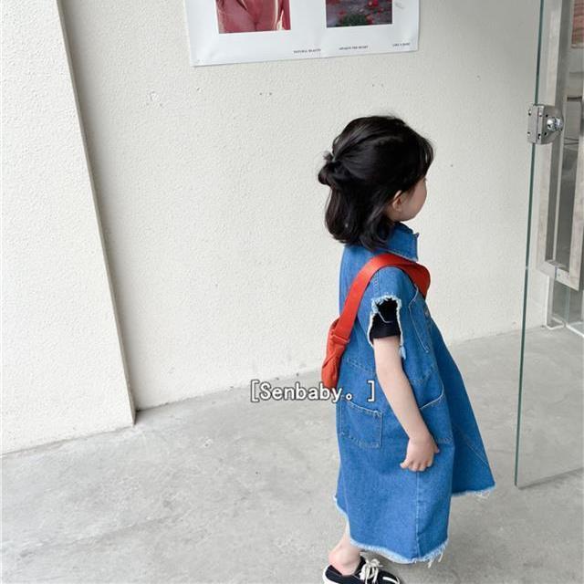 Đầm Denim Không Tay In Hoa 5 Món Thời Trang Mùa Xuân Cho Bé Gái