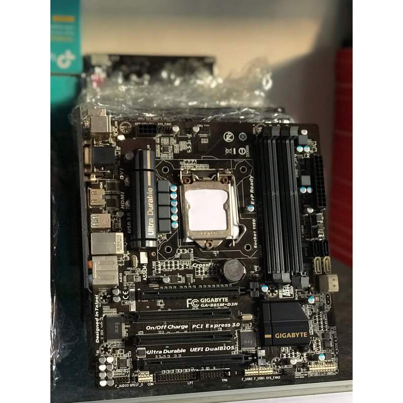 Mainboard gigabyte B85M-D3H Chạy i7 xeon đời 4 5