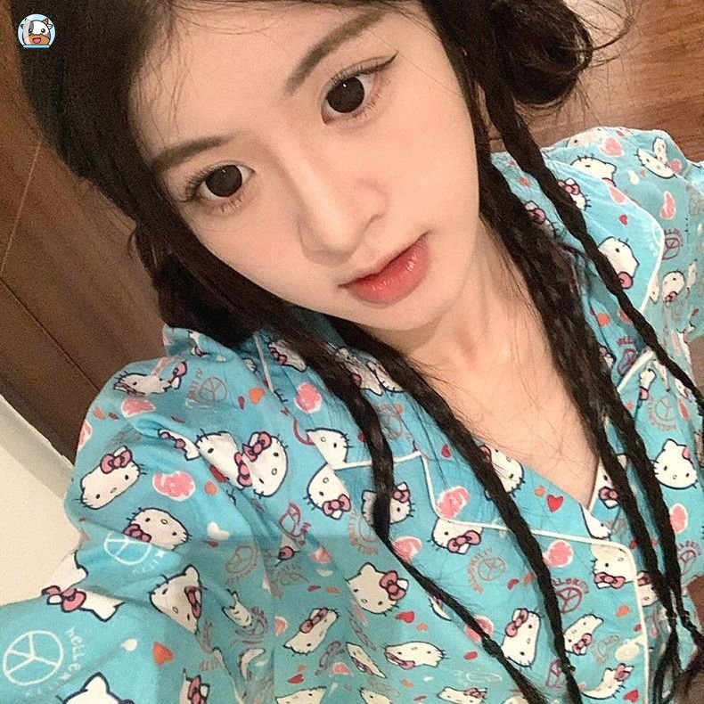 Bộ Đồ Ngủ Tay Dài In Hoạt Hình Mèo Kitty Thời Trang Thu Đông Xinh Xắn Cho Nữ
