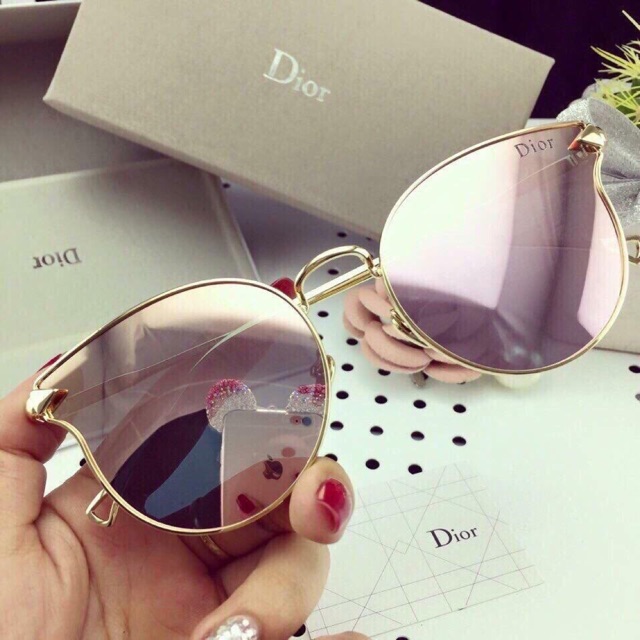 Kính dior hot