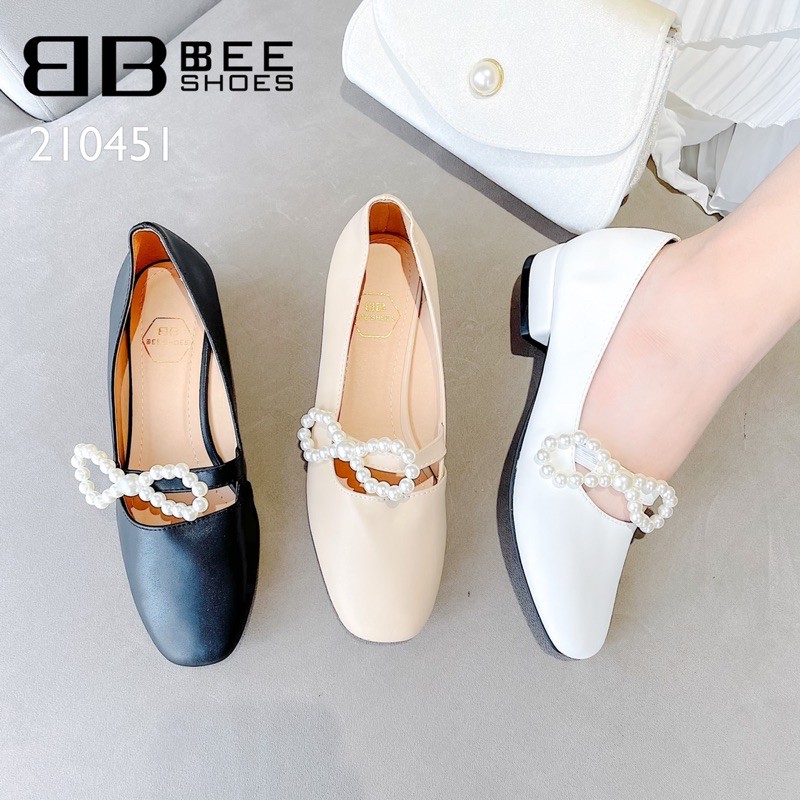 BEESHOES - GIÀY BÚP BÊ NỮ MŨI VUÔNG NƠ NGỌC - GIÀY BÚP BÊ NỮ ĐẾ VUÔNG CAO 2 PHÂN SẴN MÀU ĐEN - KEM - TRẮNG 210451