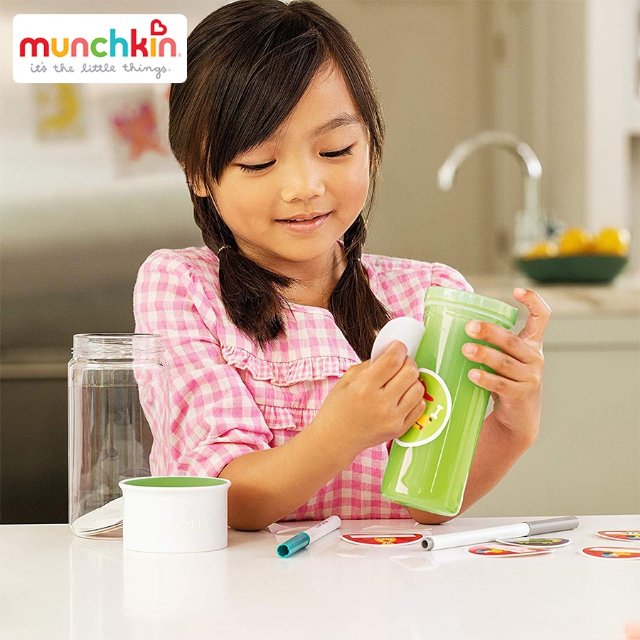 Cốc 360 độ chống đổ giữ nhiệt kèm Sticker cho bé Munchkin (266ml)