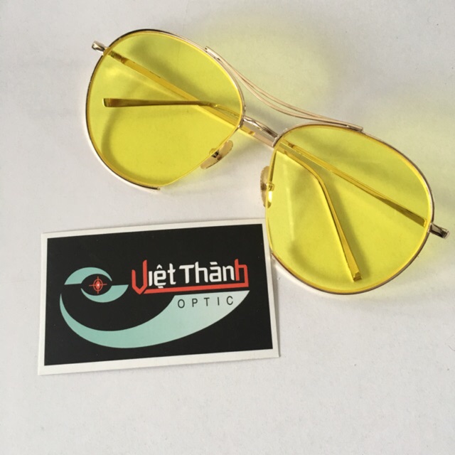 Kính đủ màu form lớn Kính