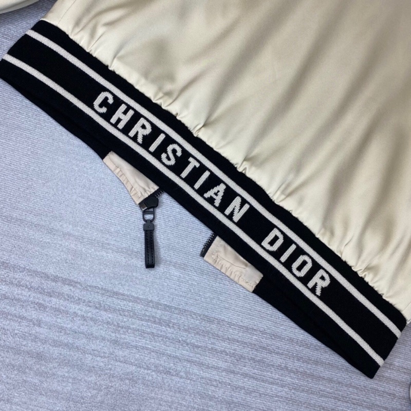 Áo khoác bomber nữ màu trơn đơn giản thương hiệu Dior CD 2022 cao cấp màu đen trắng thời trang