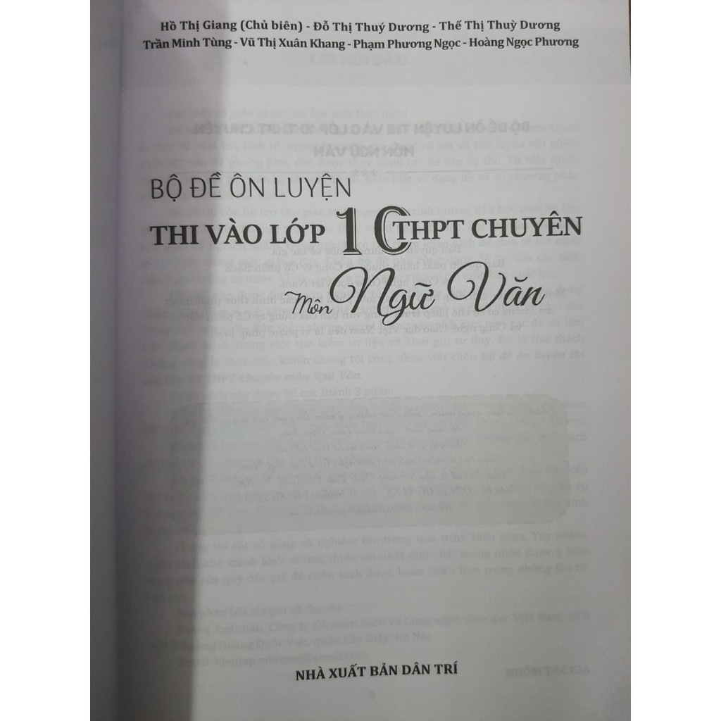 Sách - Bộ đề ôn luyện thi vào lớp 10 THPT chuyên Môn Ngữ Văn