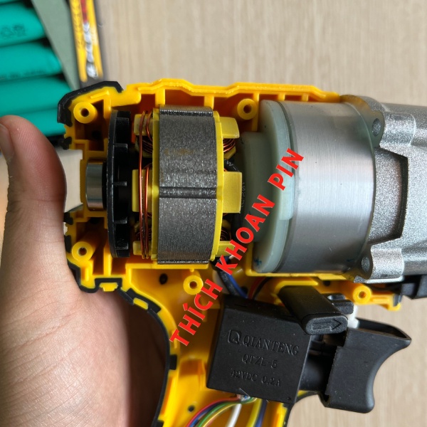 Máy bắn vít pin DEWALT không chổi than, máy bắt vít hàng cao cấp new 2022, bảo hành 12 tháng