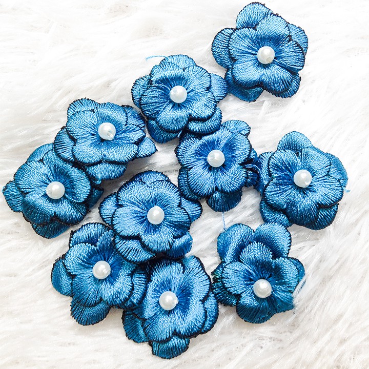 Bông thêu sẵn 3D nhiều màu gói 10 hoa mai kết áo