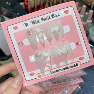 Móng giả thiết kế , móng úp cô dâu nhẹ nhàng