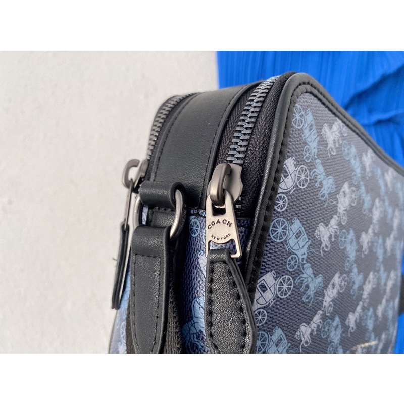 Túi đeo chéo COACH Cao cấp 2022