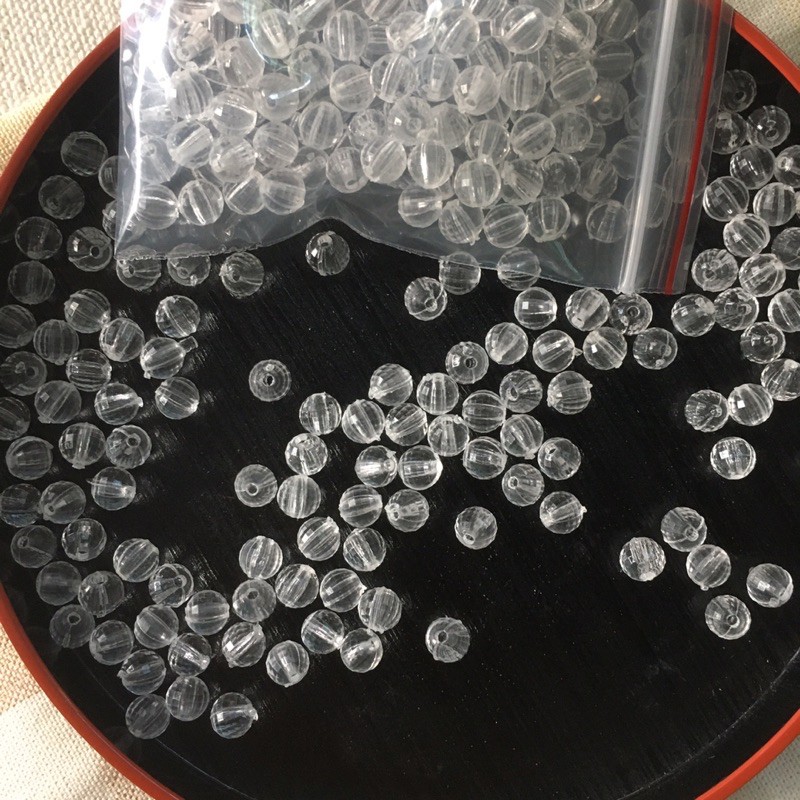 Hạt pha lê nhựa tròn - giọt nước có lỗ xỏ dây