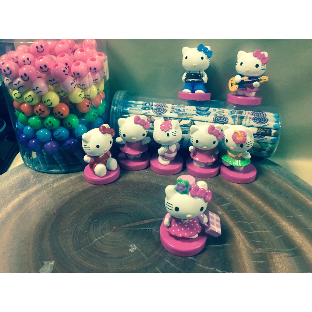 TƯỢNG HELLO KITTY NHIỀU MẪU ( CAO 6 cm )