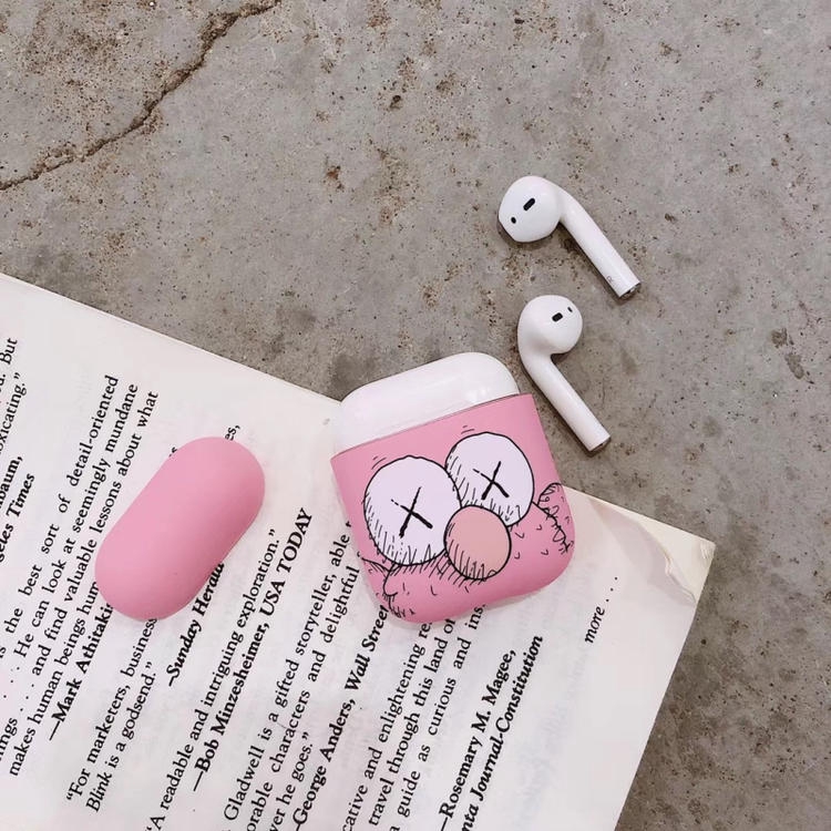 Vỏ bảo vệ hộp đựng tai nghe Airpods kiểu Sesame street phối Kaws cá tính | BigBuy360 - bigbuy360.vn