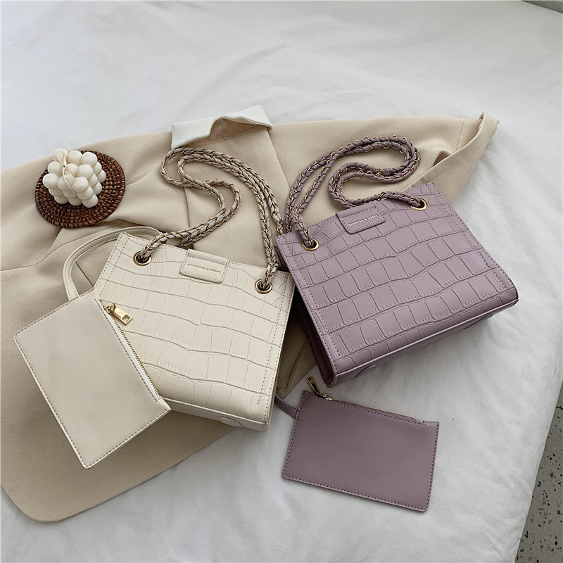 Túi Đeo Chéo Vuông Dây Kim Loại Thời Trang 2020 Cho Nữ