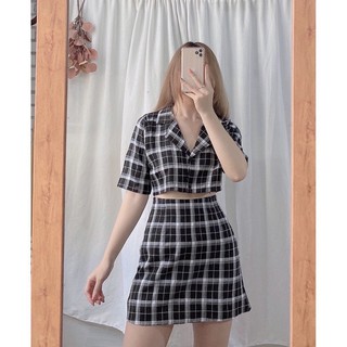 Set vest croptop chân váy caro