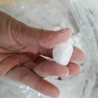 1kg sỏi trắng trang trí