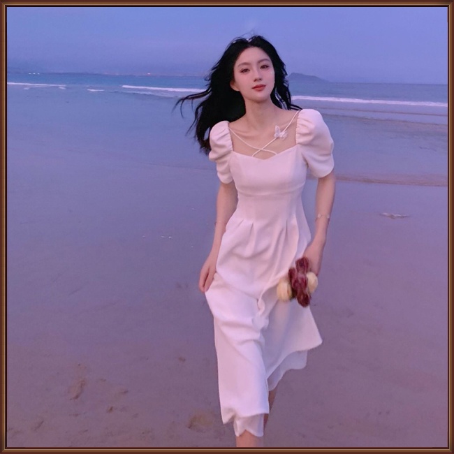 Đầm Dài Trung Bình Cổ Vuông Tay Phồng Màu Trắng Cổ Điển Cho Nữ