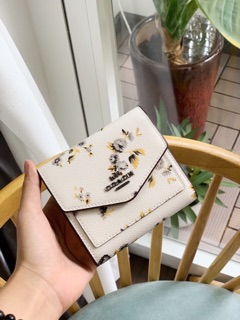 😍VÍ NỮ COACH GẬP NGẮN😍FULL TAG+BOX👍