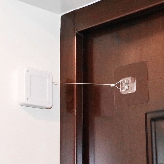Máy đóng cửa tự động im lặng tốc độ không đổi có dây rút thép vít móc không cần khoan