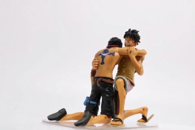 Mô hình Luffy - Ace One piece