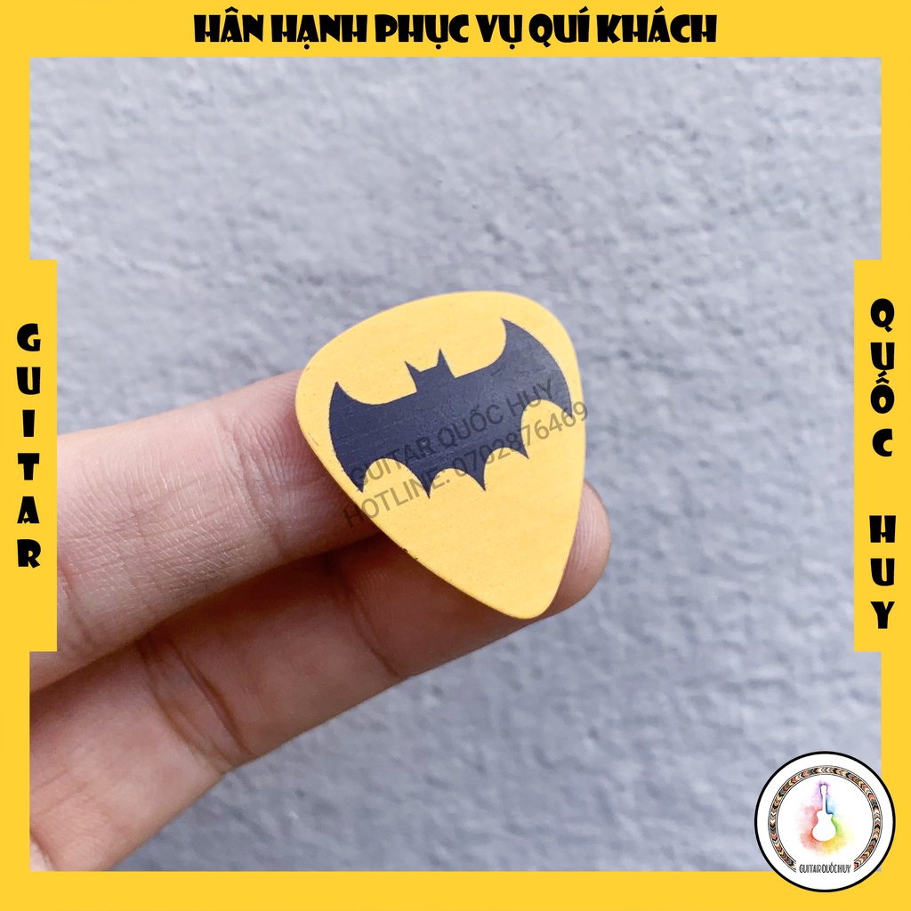 Pick gảy - phím gảy đàn Guitar Anime - siêu anh hùng