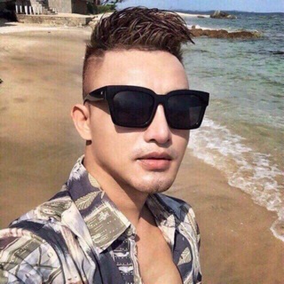 Kính Nam Sơn Tùng Mtp