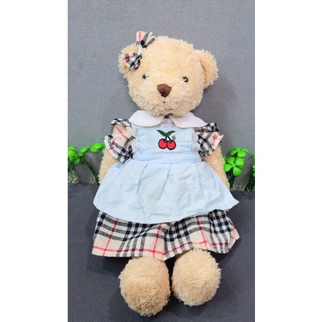 Gấu bông teddy Museum mặc đầm burberry