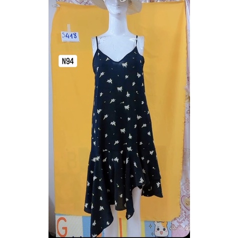 Đầm dây hoa vạt mullet xéo cá tính.S418