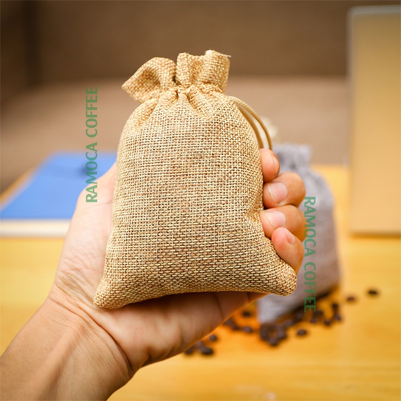 Túi thơm cafe treo xe ô tô || hút ẩm, khử mùi và làm thơm xe || 100% hạt cafe rang mộc II túi vải đay dây rút nhiều màu