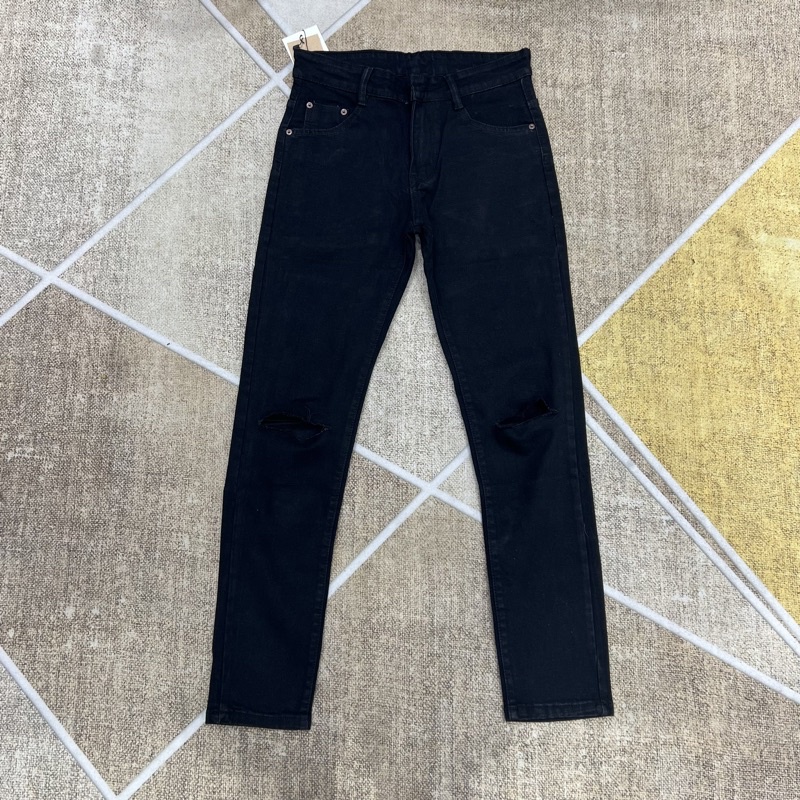Quần bò đen rách gối , quần bò đen trơn đơn giản -T002