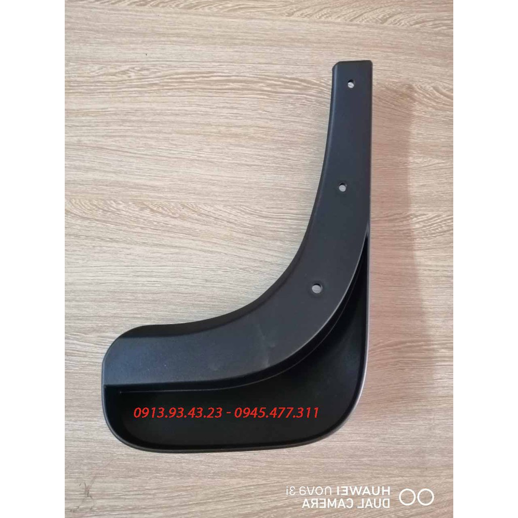 Chắn bùn bánh Kia Sedona 2011 / 2016