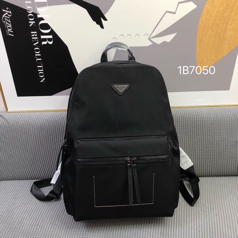 Balo thời trang logo thương hiệu Prada cao cấp mẫu mới màu đen đơn giản