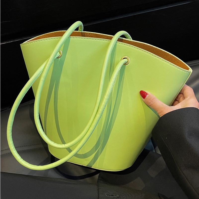 Túi đeo vai IELGY kích thước lớn thời trang đường phố dành cho nữ