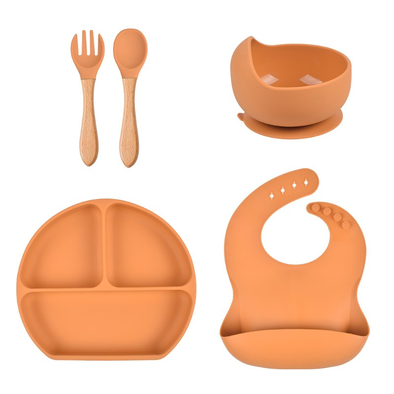 Bộ 5 Muỗng Nĩa Ăn Dặm Bằng Silicone Có Giác Hút Cho Bé