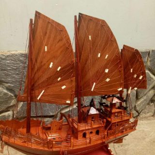 Thuyền gỗ hương ngang 60cm