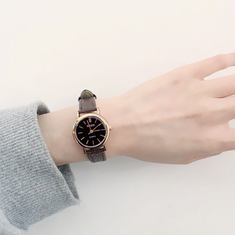 DH Đồng hồ thời trang nữ RaTe mặt nhỏ tròn tuyệt đẹp, dây da mềm, đeo êm tây ( Mã: ARA02 F810