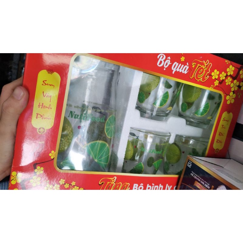 BỘ LY THỦY TINH 5 MÓN .
